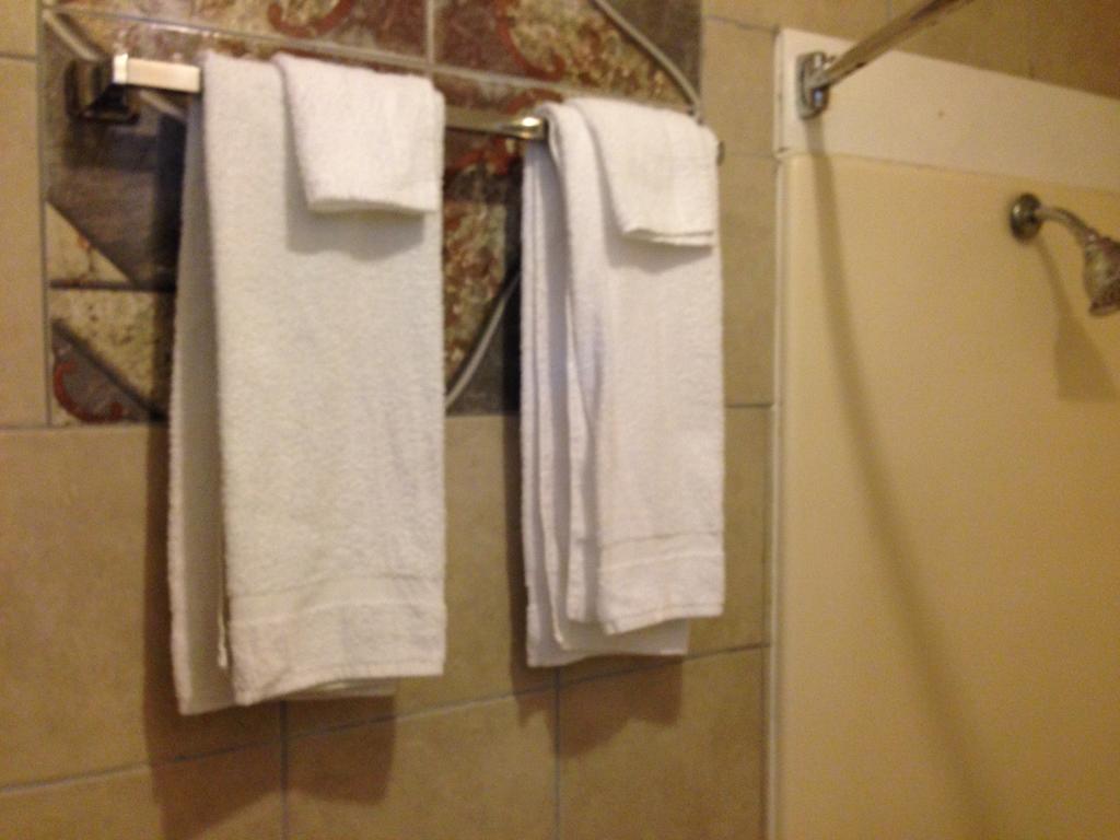Executive Inn 롭스타운 객실 사진